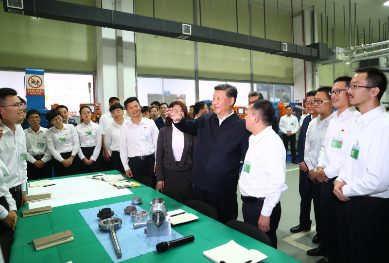 10月22日至25日，中共中央總書記、國家主席、中央軍委主席習(xí)近平在廣東考察。這是10月22日傍晚，習(xí)近平在珠海格力電器股份有限公司考察。