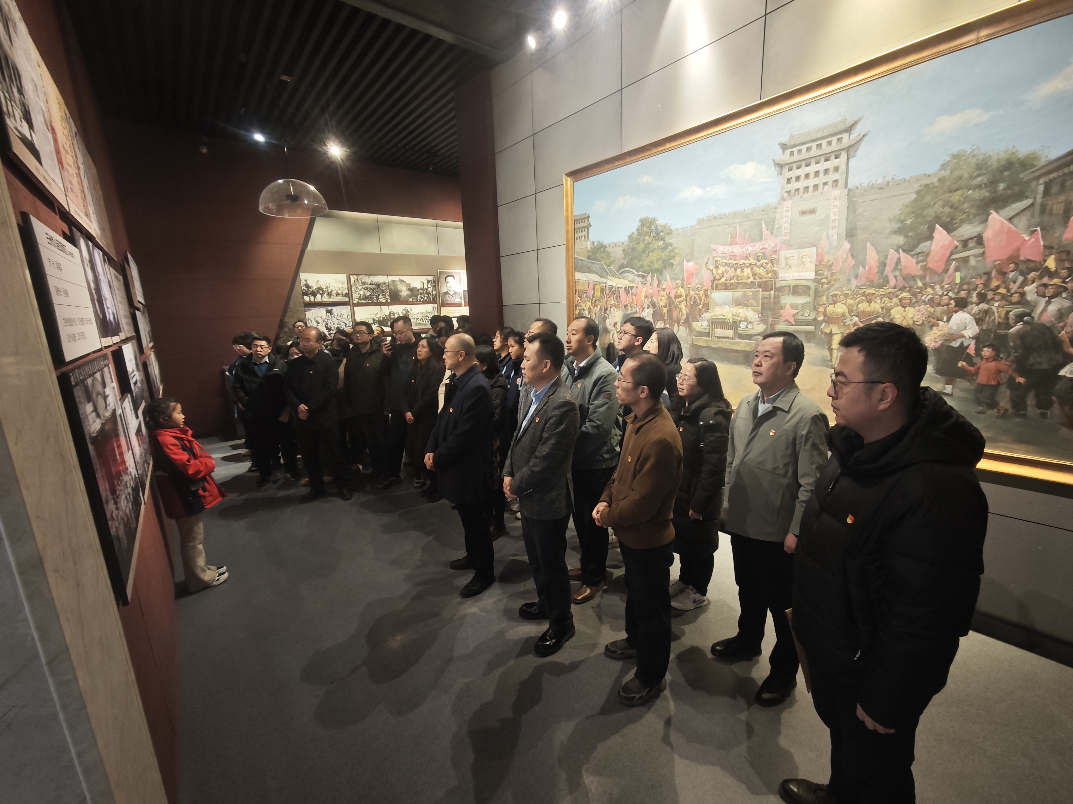 強(qiáng)化隊伍建設(shè) 提高履職能力